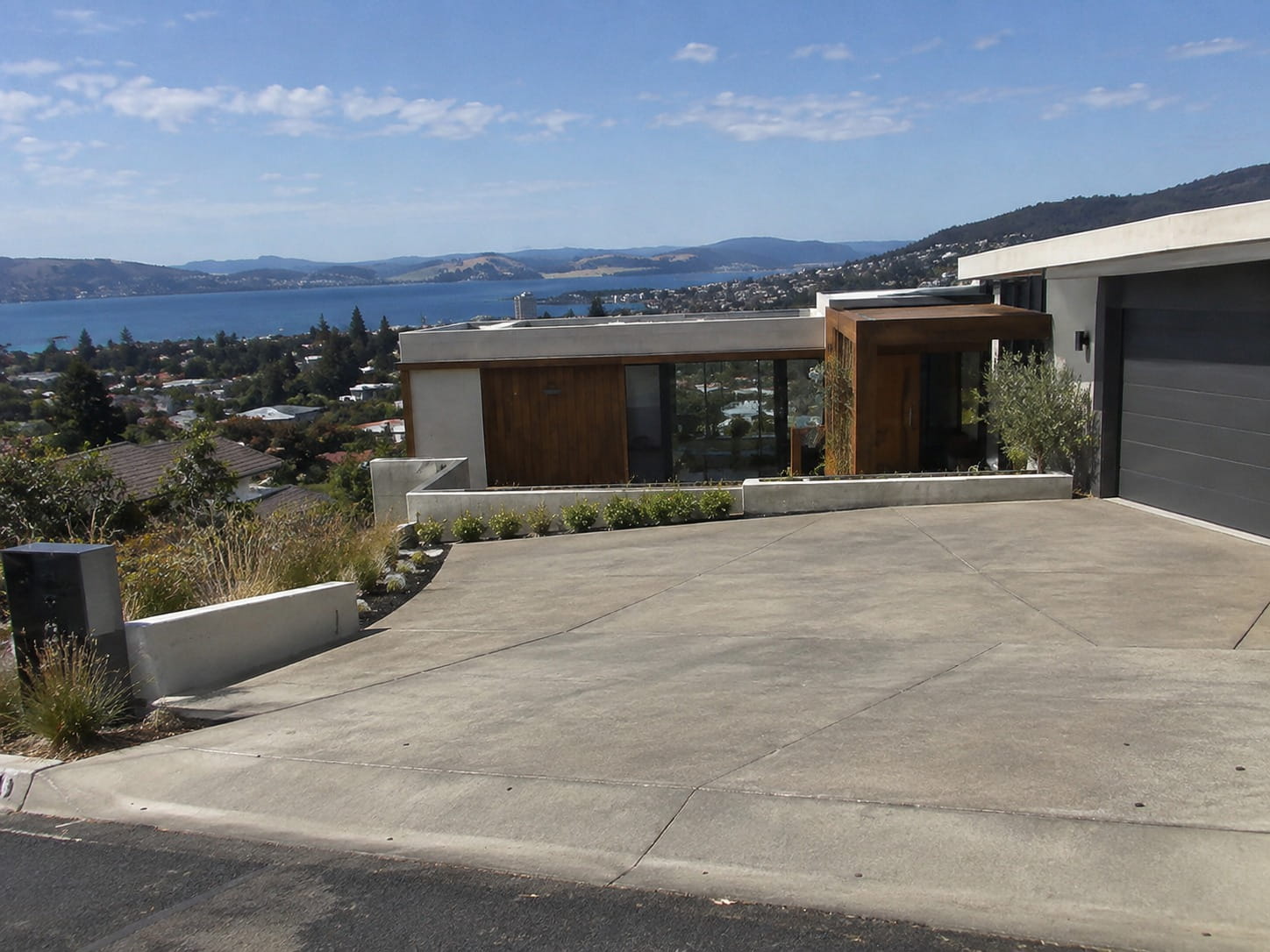 Residential concrete driveways in Cairns